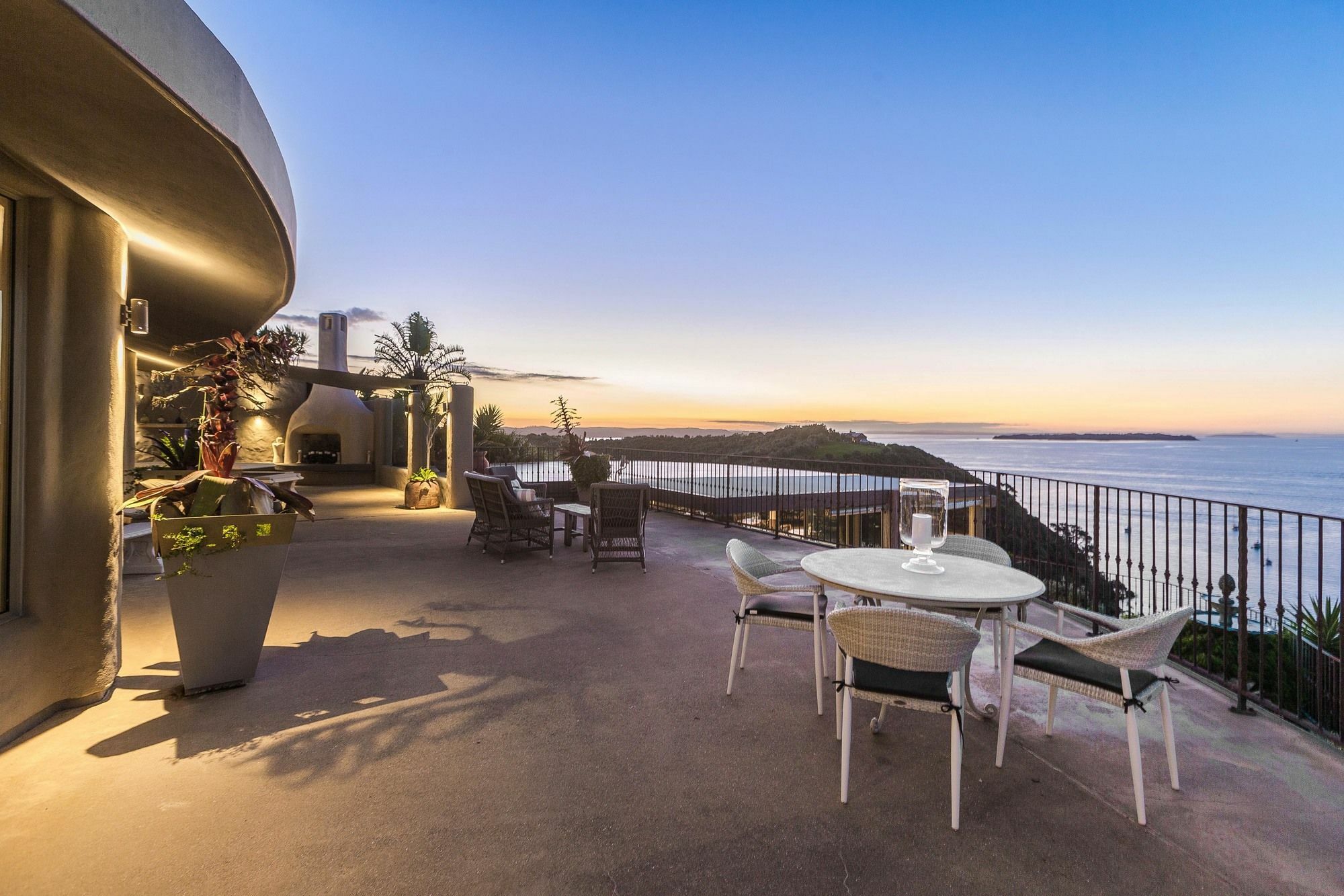 Delamore Lodge Oneroa Екстериор снимка