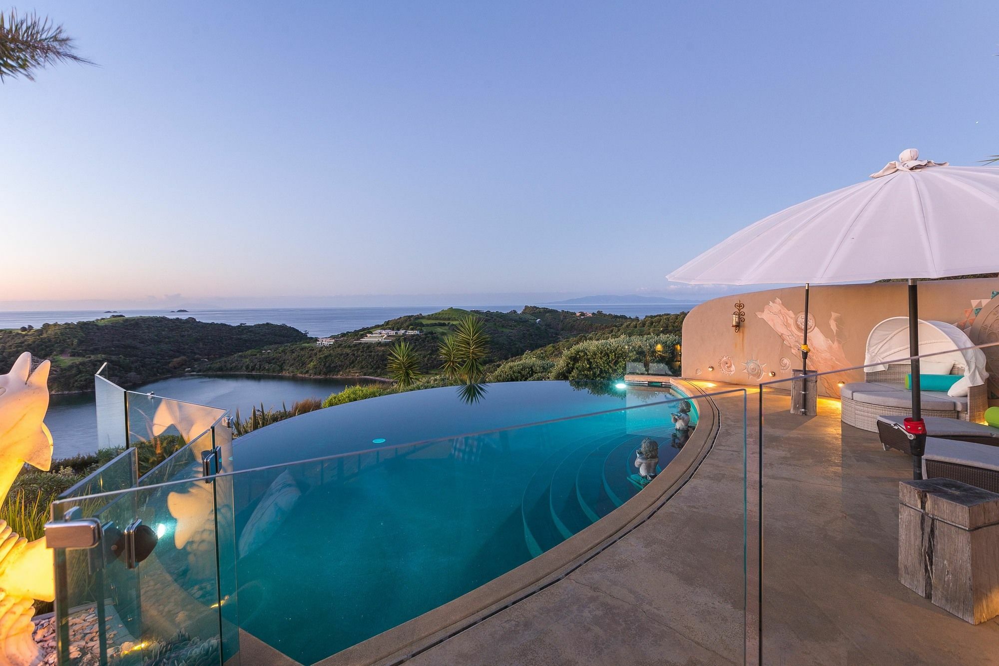 Delamore Lodge Oneroa Екстериор снимка